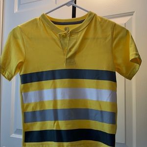 Boys shirt size 6